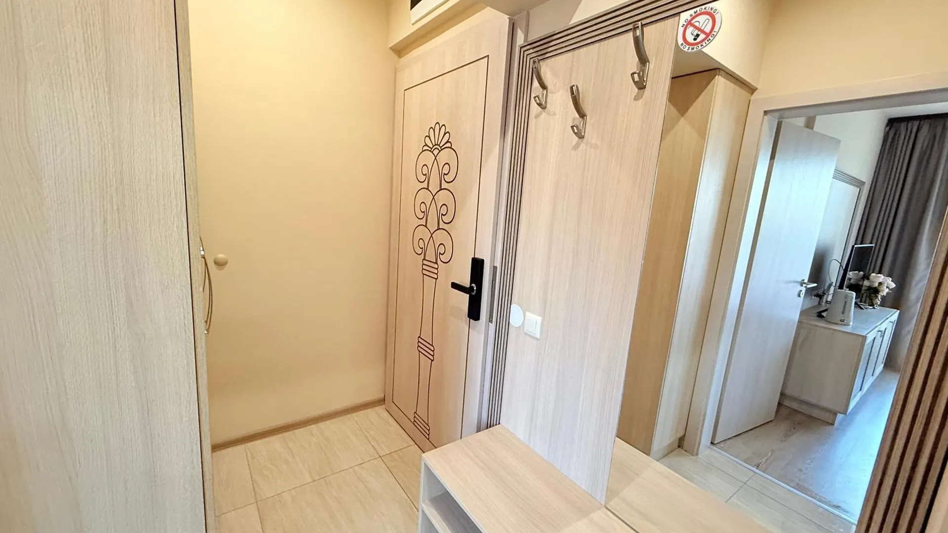 Delux Double Room Argisht Golden Sands Apartment